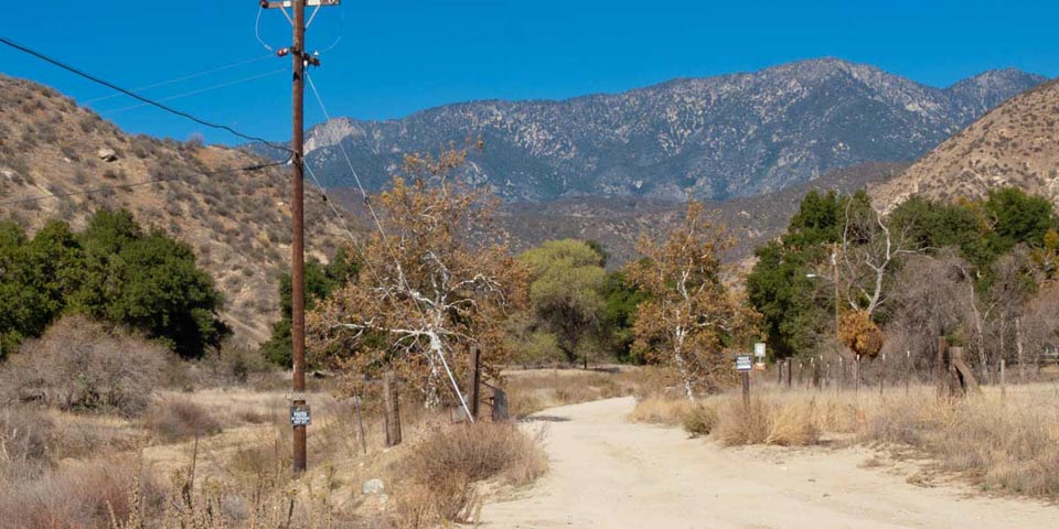 Banning wash Entrance to Mias Canyon